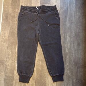 Charcoal Gray Sweatpants with Elastic Cuffs and Tapered Leg